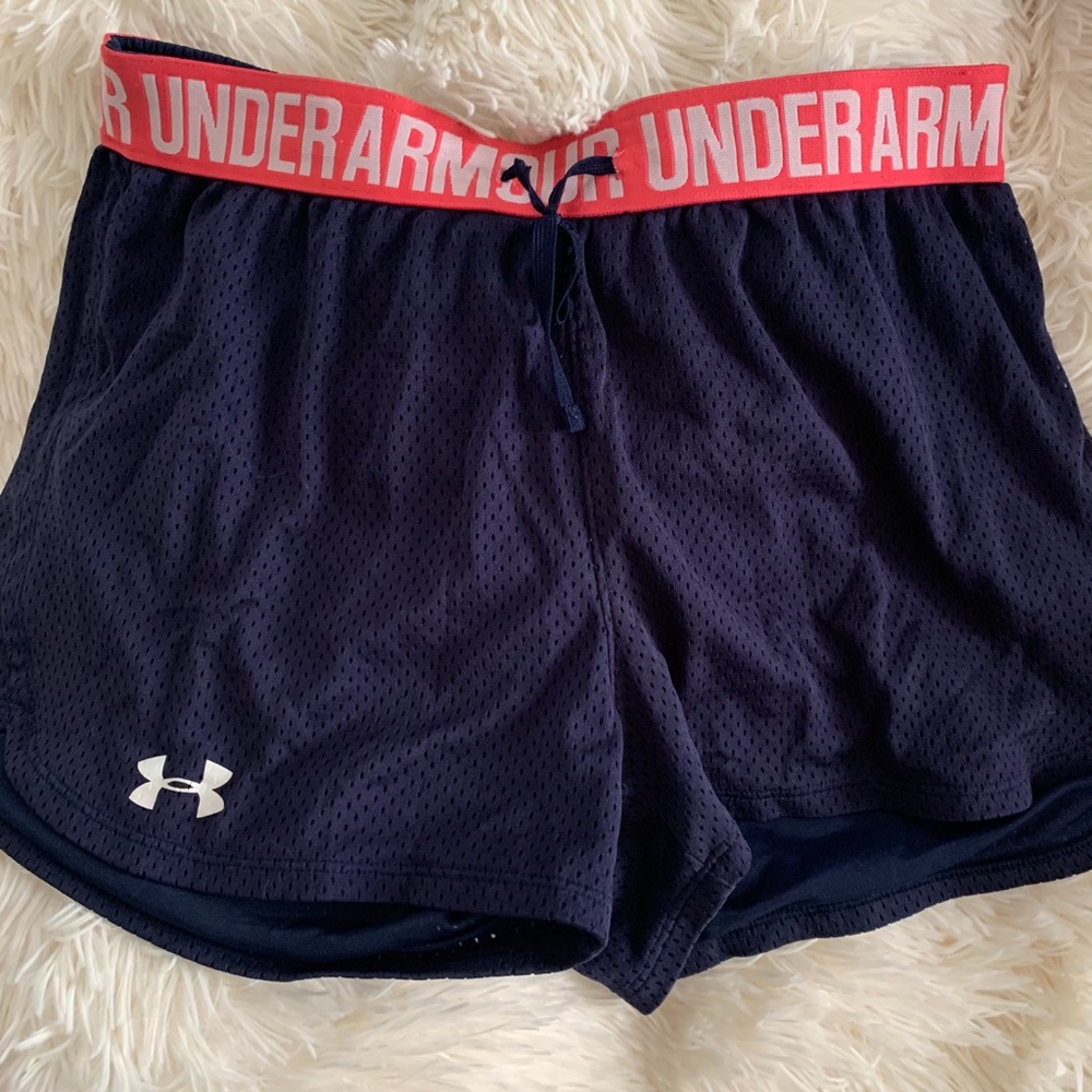 Athletic shorts
